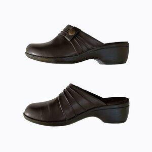 Button Slip-On Clogs Chunky Heel Brown Faux Leather Rustic Y2K Scandi Girl Sz 7M